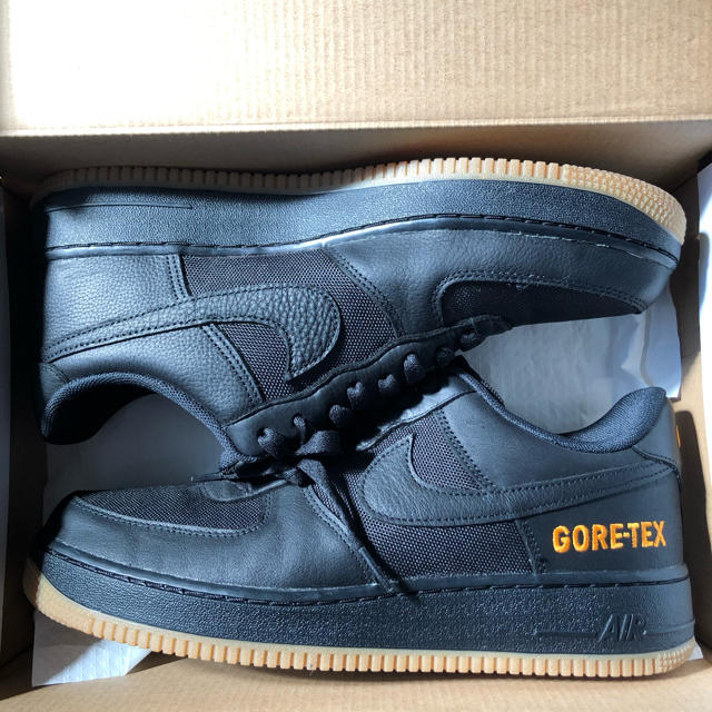 NIKE AIR FORCE 1 GORETEXスニーカー