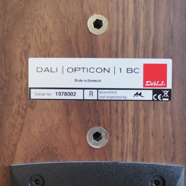 正規品安い DALI OPTICON1 ウォルナット ブックシェルフ型ペアの通販 by nozaru1985's shop｜ラクマ 
