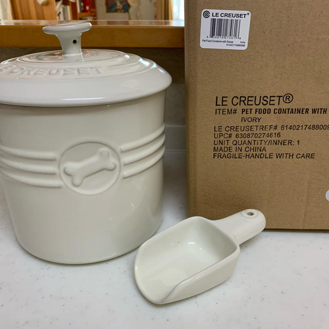 LE CREUSET(ルクルーゼ)のル・クルーゼ　ペットコンテナ　アイボリー その他のペット用品(犬)の商品写真