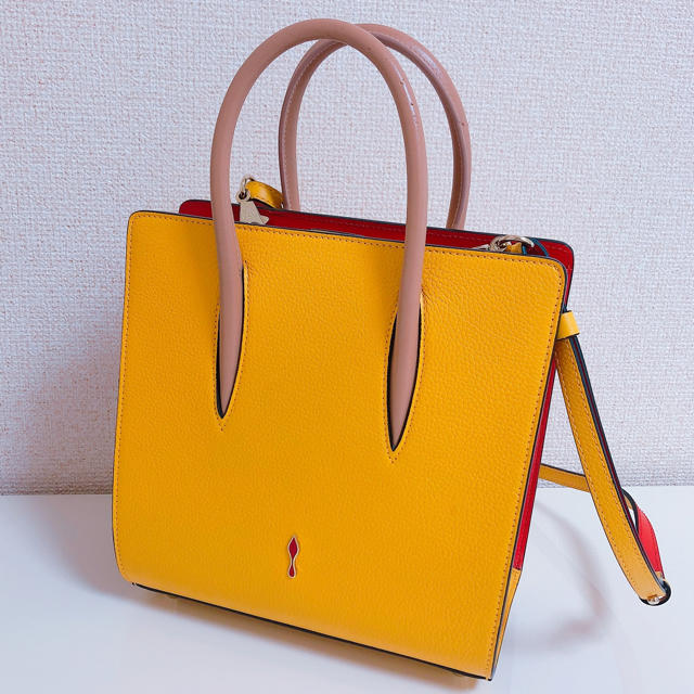 最新の激安 Christian Louboutin - ルブタン パロマバッグ 黄色 パロマ
