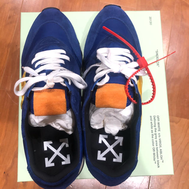 OFF-WHITE(オフホワイト)のOff-White/Arrow(28cm) メンズの靴/シューズ(スニーカー)の商品写真