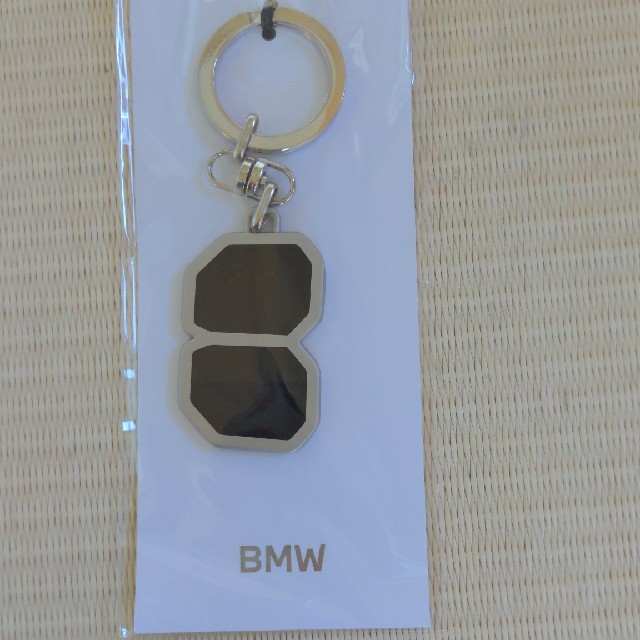 BMW(ビーエムダブリュー)の新品未使用BMW  オリジナルメタルキーホルダー エンタメ/ホビーのコレクション(ノベルティグッズ)の商品写真