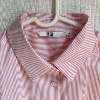 ユニクロ(UNIQLO)のスーピマコットンストレッチストライプシャツ　ピンク(シャツ/ブラウス(長袖/七分))