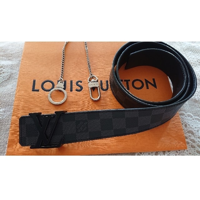 LOUIS VUITTON(ルイヴィトン)のロイ様専用  ルイヴィトンベルト LOUIS VUITTON メンズのファッション小物(ベルト)の商品写真