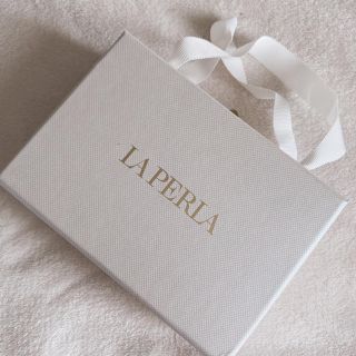 ラペルラ(LA PERLA)のラペルラ　ランジェリーボックス　ジュエリーボックス(ブラ&ショーツセット)