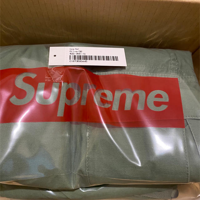 Supreme(シュプリーム)のSupreme Cargo Pant シュプリーム カーゴパンツ　　32 メンズのパンツ(ワークパンツ/カーゴパンツ)の商品写真