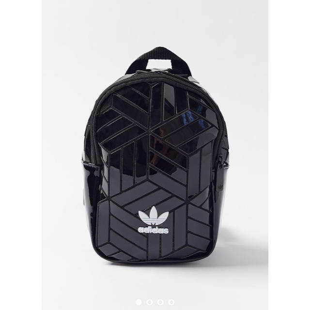 adidas(アディダス)のadidas 3D ミニバックパック レディースのバッグ(リュック/バックパック)の商品写真