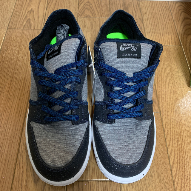 NIKE(ナイキ)のNIKE SB DUNK LOW PRO "DARK GREY " メンズの靴/シューズ(スニーカー)の商品写真