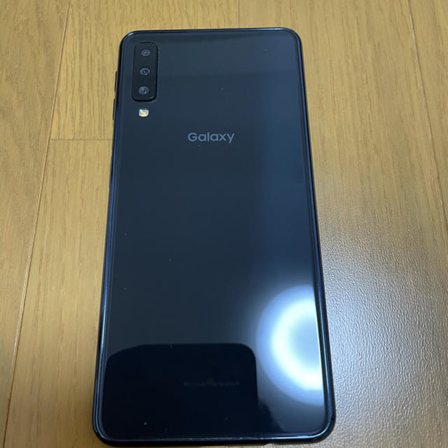 Galaxy(ギャラクシー)のGalaxy A7 ブラック 64 GB SIMフリー スマホ/家電/カメラのスマートフォン/携帯電話(スマートフォン本体)の商品写真