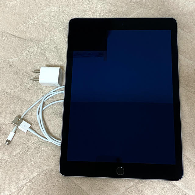 Apple - iPad Air 2 64GB スペースグレイ Wi-Fiモデルの通販 by ぴこ's shop｜アップルならラクマ 好評最安値