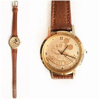 セイコー(SEIKO)の☆シンプルで可愛い　ゴールドとブラウンのミッキーの腕時計　SEIKO アルバ(腕時計)