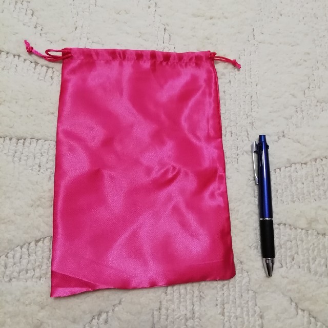 巾着袋（ピンク） レディースのファッション小物(ポーチ)の商品写真