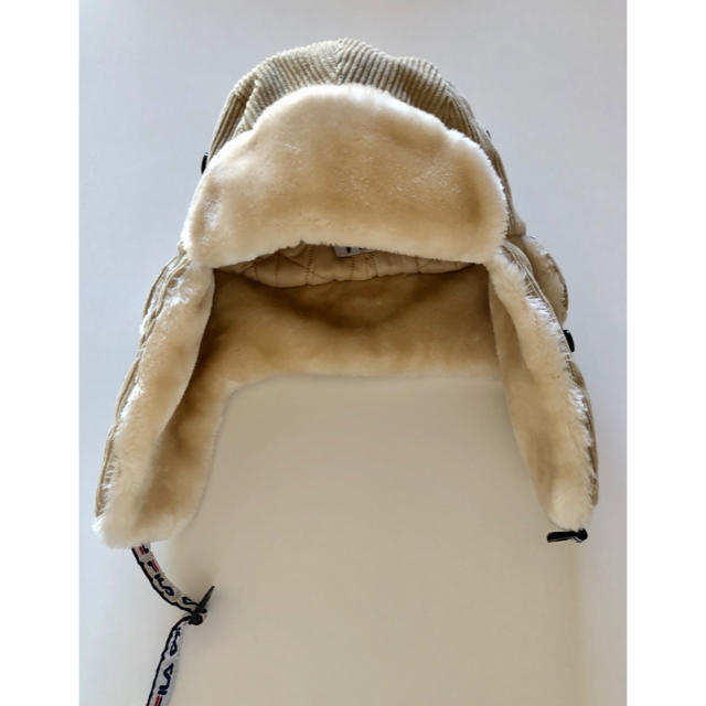 FILA(フィラ)のFILA フライトキャップ 58cm コーデュロイ ベージュ メンズの帽子(キャップ)の商品写真