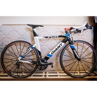 ジャイアント(Giant)のGiant FCR 0 2010 -- FULCRUM Racing1(自転車本体)