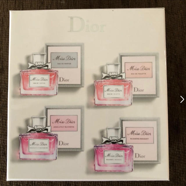 Christian Dior(クリスチャンディオール)の美品♡Dior 香水 ミスディオール ラコレクション ミニサイズ オードトワレ コスメ/美容の香水(香水(女性用))の商品写真