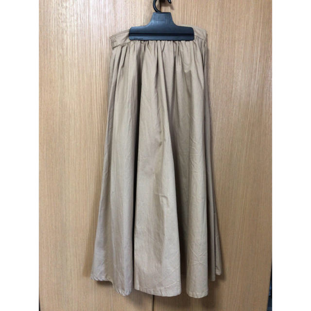 GRL(グレイル)の【GRL】シンプルフレアベージュスカート レディースのスカート(ロングスカート)の商品写真