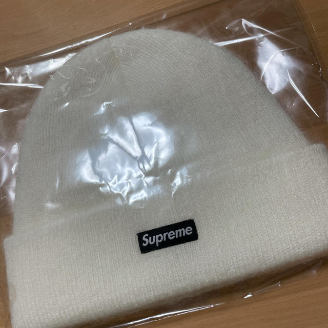 Supreme(シュプリーム)のsupreme mohair beanie white メンズの帽子(ニット帽/ビーニー)の商品写真