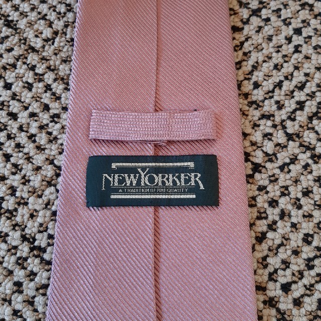 NEWYORKER(ニューヨーカー)のネクタイ　ニューヨーカー　ピンク メンズのファッション小物(ネクタイ)の商品写真
