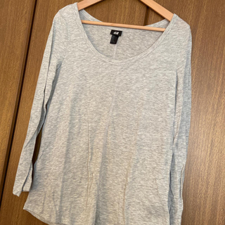 エイチアンドエム(H&M)のＨ&M カットソー(カットソー(長袖/七分))