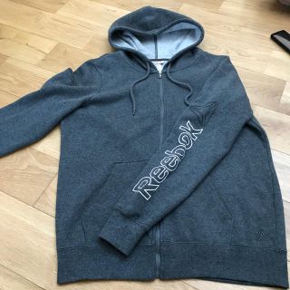 リーボック(Reebok)の【美品】リーボック　パーカー　M(パーカー)