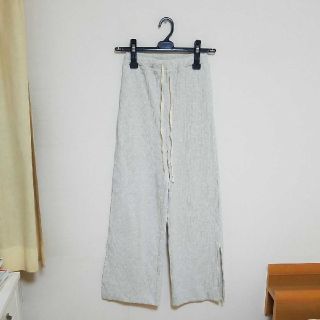 ダブルクローゼット(w closet)の【美品】ダブルクローゼット  サイドスリット リブカットソーパンツ(カジュアルパンツ)