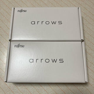 フジツウ(富士通)の★未開封　arrows rx ホワイト　ブラック　White Black 楽天(スマートフォン本体)