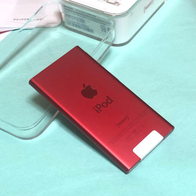 Apple(アップル)のiPod nano 第7世代　レッド スマホ/家電/カメラのオーディオ機器(ポータブルプレーヤー)の商品写真