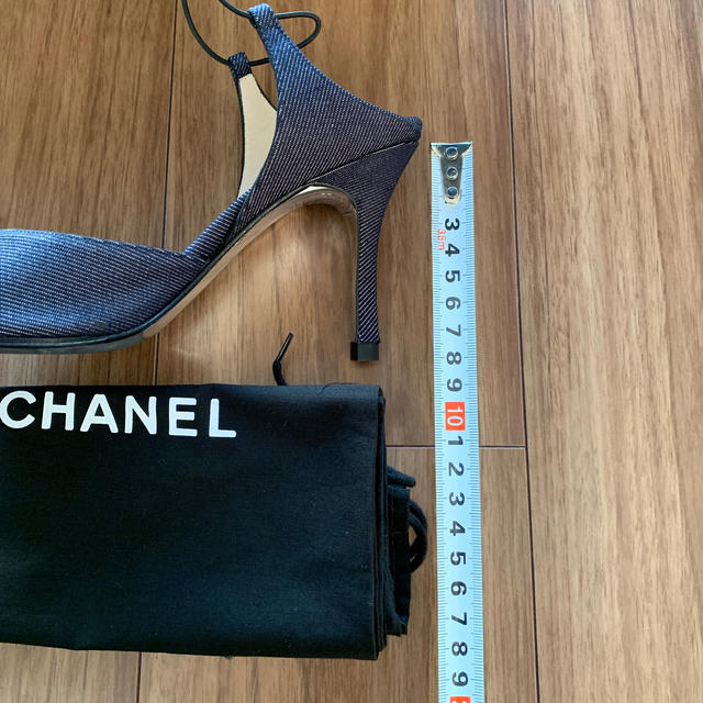 CHANEL(シャネル)のCHANEL☆シャネル☆パンプス☆ピンヒール☆デニム レディースの靴/シューズ(ハイヒール/パンプス)の商品写真