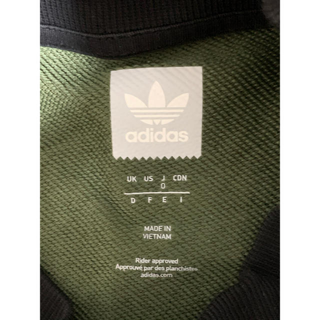 adidas(アディダス)の送料込み！adidas originals XL 長袖カットソー メンズのトップス(Tシャツ/カットソー(七分/長袖))の商品写真