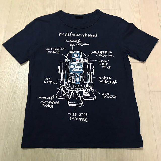 ベルメゾン(ベルメゾン)の【STAR WARS】R2-D2 Tシャツ／ネイビー／メンズＳサイズ キッズ/ベビー/マタニティのキッズ服男の子用(90cm~)(Tシャツ/カットソー)の商品写真