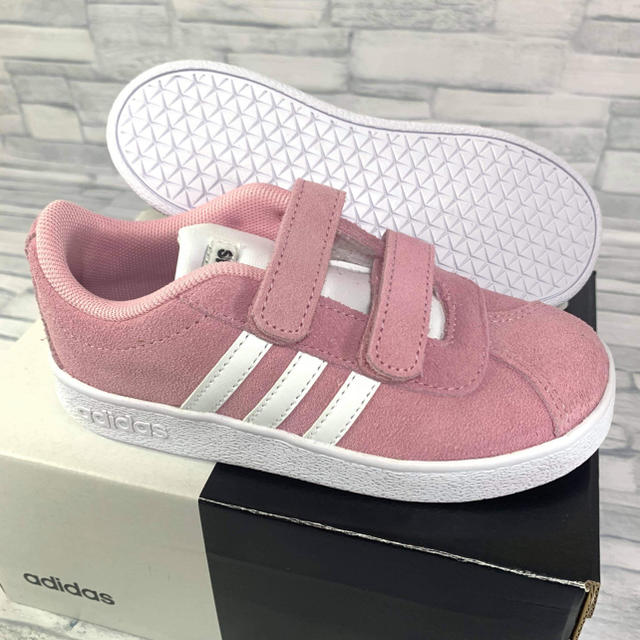 adidas(アディダス)の☆こも様　専用☆ キッズ/ベビー/マタニティのキッズ靴/シューズ(15cm~)(スニーカー)の商品写真