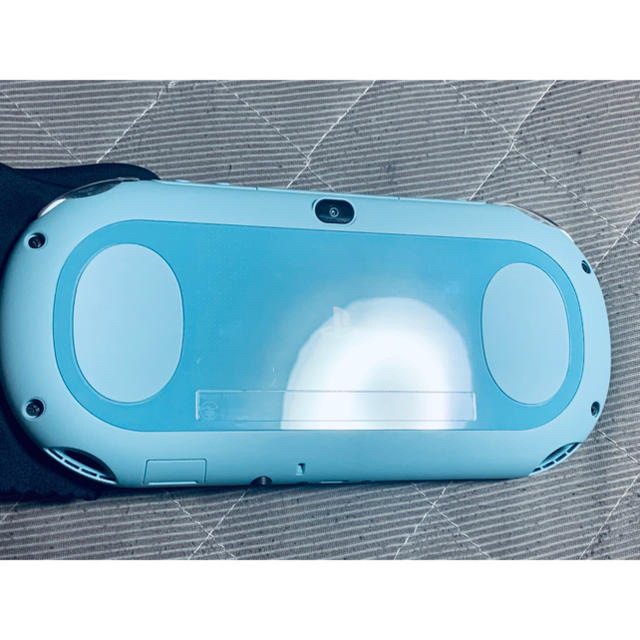 PlayStation Vita(プレイステーションヴィータ)の専用出品　vita 3台 エンタメ/ホビーのゲームソフト/ゲーム機本体(携帯用ゲーム機本体)の商品写真