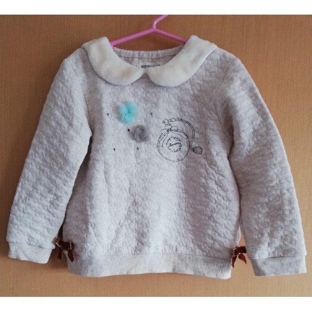 Biquette(ビケット)のビケット　襟付きキルトトレーナー　ベージュ　110　USED キッズ/ベビー/マタニティのキッズ服女の子用(90cm~)(Tシャツ/カットソー)の商品写真