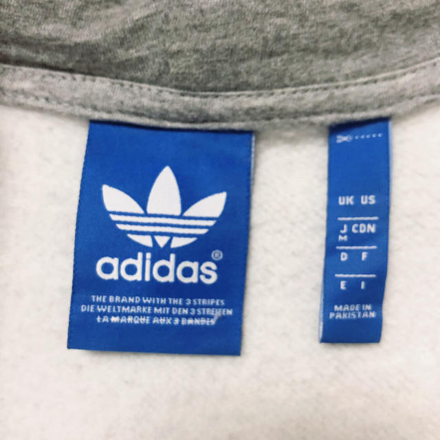 adidas(アディダス)の【値引き】adidas グレーパーカー メンズのトップス(パーカー)の商品写真