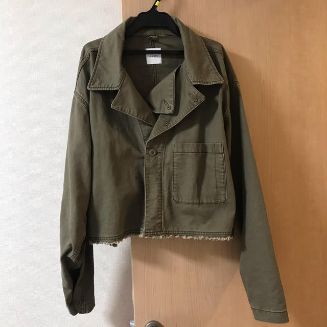 Ameri VINTAGE(アメリヴィンテージ)のAMERI MILITARY VOLUME SHORT JACKET レディースのジャケット/アウター(ミリタリージャケット)の商品写真