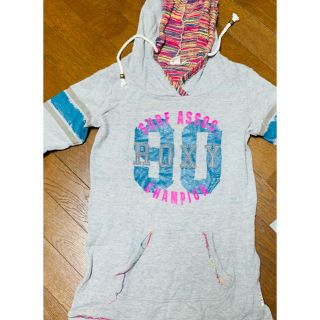 ロキシー(Roxy)のROXYのパーカー(パーカー)