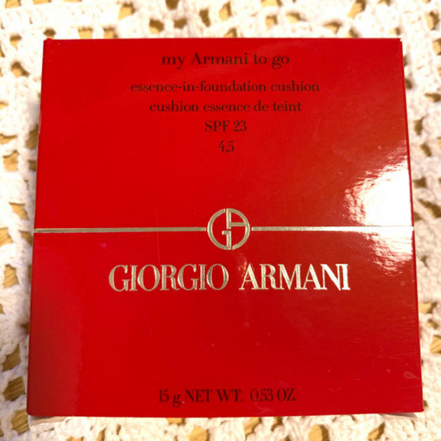 Armani(アルマーニ)のアルマーニ　クッションファンデーション4.5番 コスメ/美容のベースメイク/化粧品(ファンデーション)の商品写真