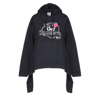 ヴェトモン(VETEMENTS)の美品　ヴェトモン  スエット　パーカー　VETEMENTS(トレーナー/スウェット)