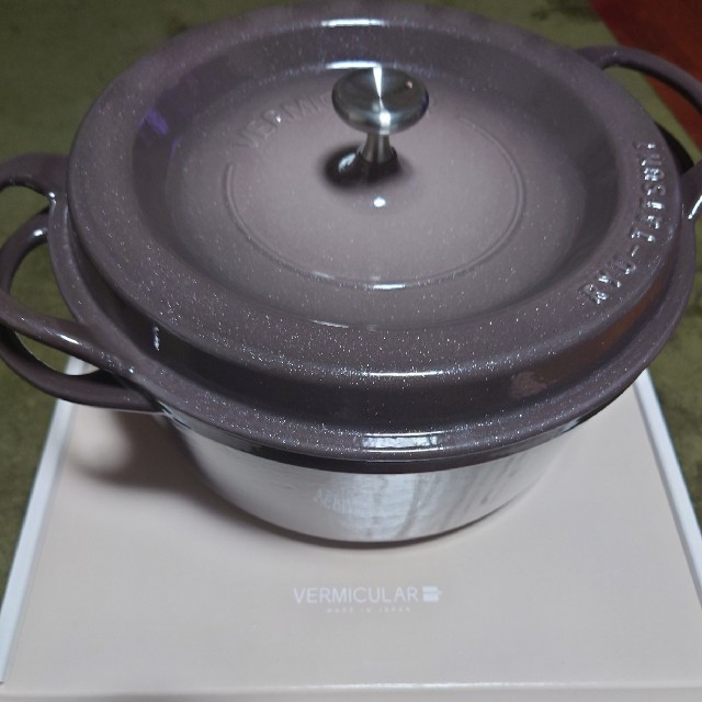 Vermicular Oven Pot Round #26インテリア/住まい/日用品