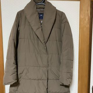 ギャップ(GAP)の美品GAPダウンコート色クレージュサイズＳ普段9へちまえり(ダウンコート)