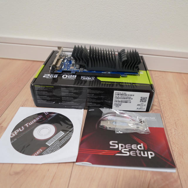 ASUS(エイスース)のASUS Geforce GT1030 GT1030-SL-2G-BRK スマホ/家電/カメラのPC/タブレット(PCパーツ)の商品写真