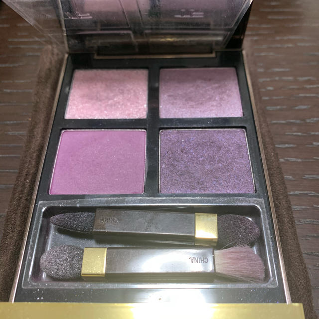 TOM FORD(トムフォード)の絶版 TOM FORD トムフォード アイシャドウ 09 Violet Dusk コスメ/美容のベースメイク/化粧品(アイシャドウ)の商品写真