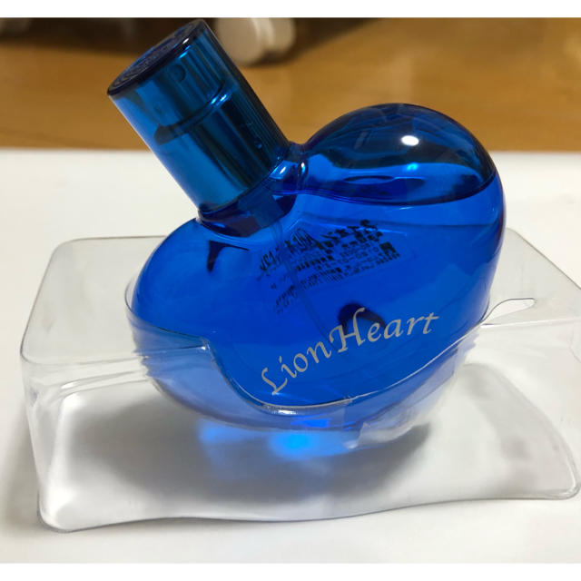 LION HEART(ライオンハート)のライオンハート　香水　50ml コスメ/美容の香水(ユニセックス)の商品写真