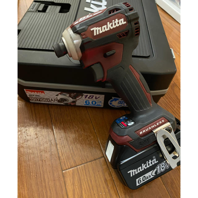 マキタ インパクトドライバーTD171DGX レッド 新品、未使用、未開封品