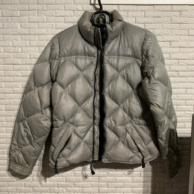 THE NORTH FACE(ザノースフェイス)のTHE NORTH FACE ダウンジャケット レディース xs ゴールドウイン レディースのジャケット/アウター(ダウンジャケット)の商品写真