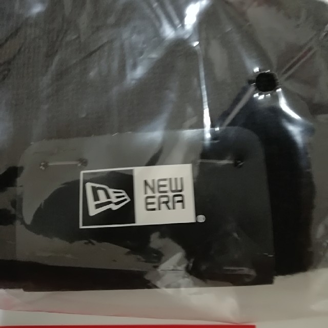 NEW ERA(ニューエラー)のシュプリーム × ニューエラ ニット メンズの帽子(ニット帽/ビーニー)の商品写真