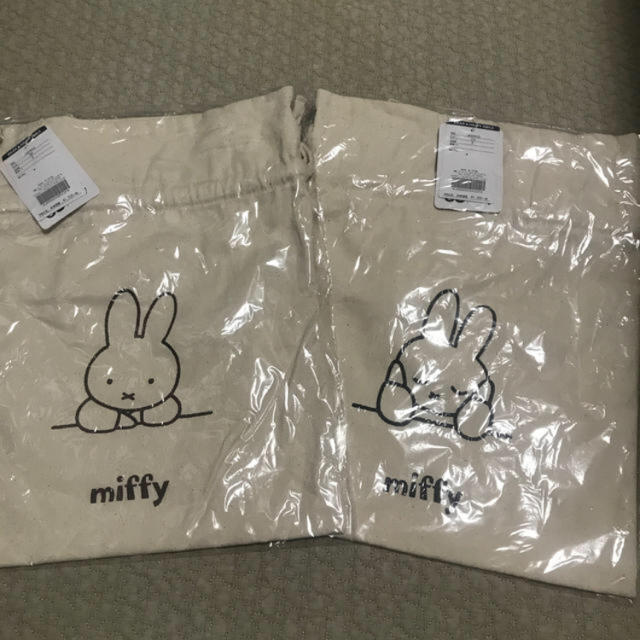 BREEZE(ブリーズ)のBREEZE ブリーズ miffy ミッフィー　トートバッグ　2個セット エンタメ/ホビーのおもちゃ/ぬいぐるみ(キャラクターグッズ)の商品写真