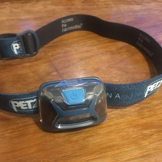 ペツル(PETZL)のPETZL ヘッドライト　ティキナ(ライト/ランタン)