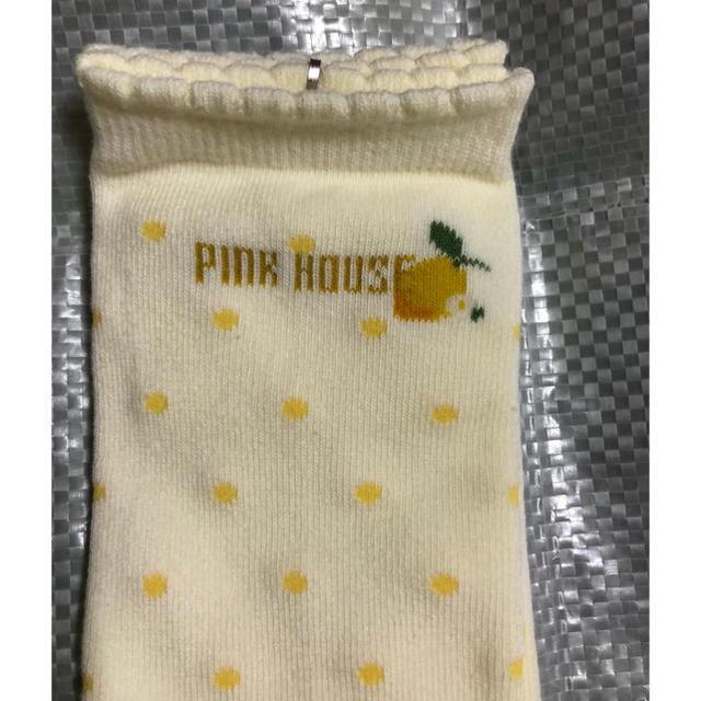 PINK HOUSE(ピンクハウス)のピンクハウス ソックス  イエロー ドット レモン 未使用 レディースのレッグウェア(ソックス)の商品写真