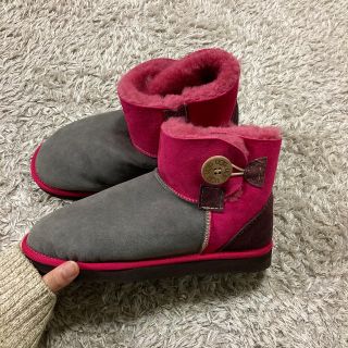 アグ(UGG)のUGG ムートンブーツ(ブーツ)